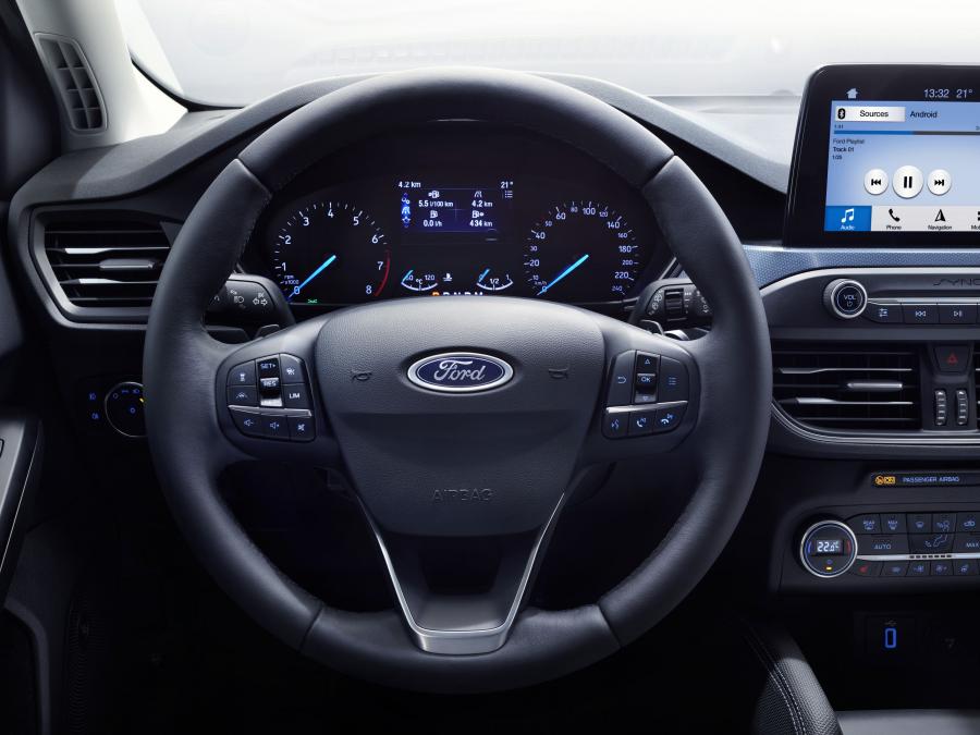 Панель приборов Ford Focus Active 2018 года  (WW) (фото 25 из 43)